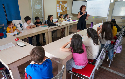 ÇOCUKLAR YAZ TATİLİNİ TEPEBAŞI'NDA DEĞERLENDİRİYOR